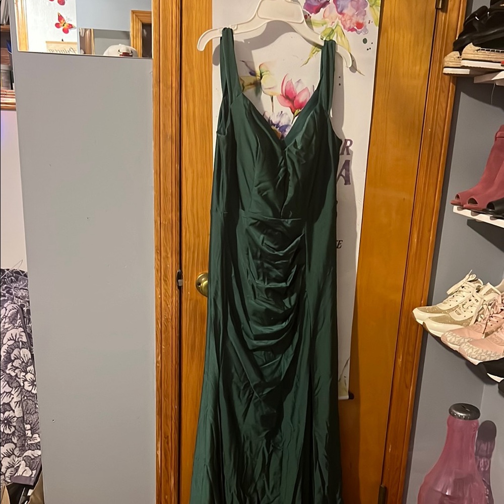 Green Ruched Maxi Dress with Spaghetti Straps